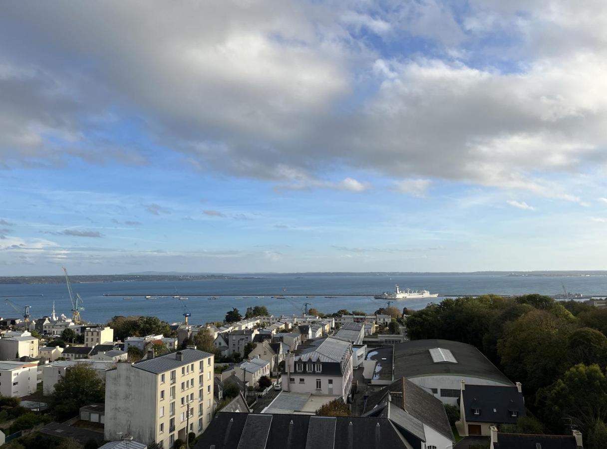 Nouveau! Appartement Vue Mer 180° Et Place Parking ブレスト エクステリア 写真